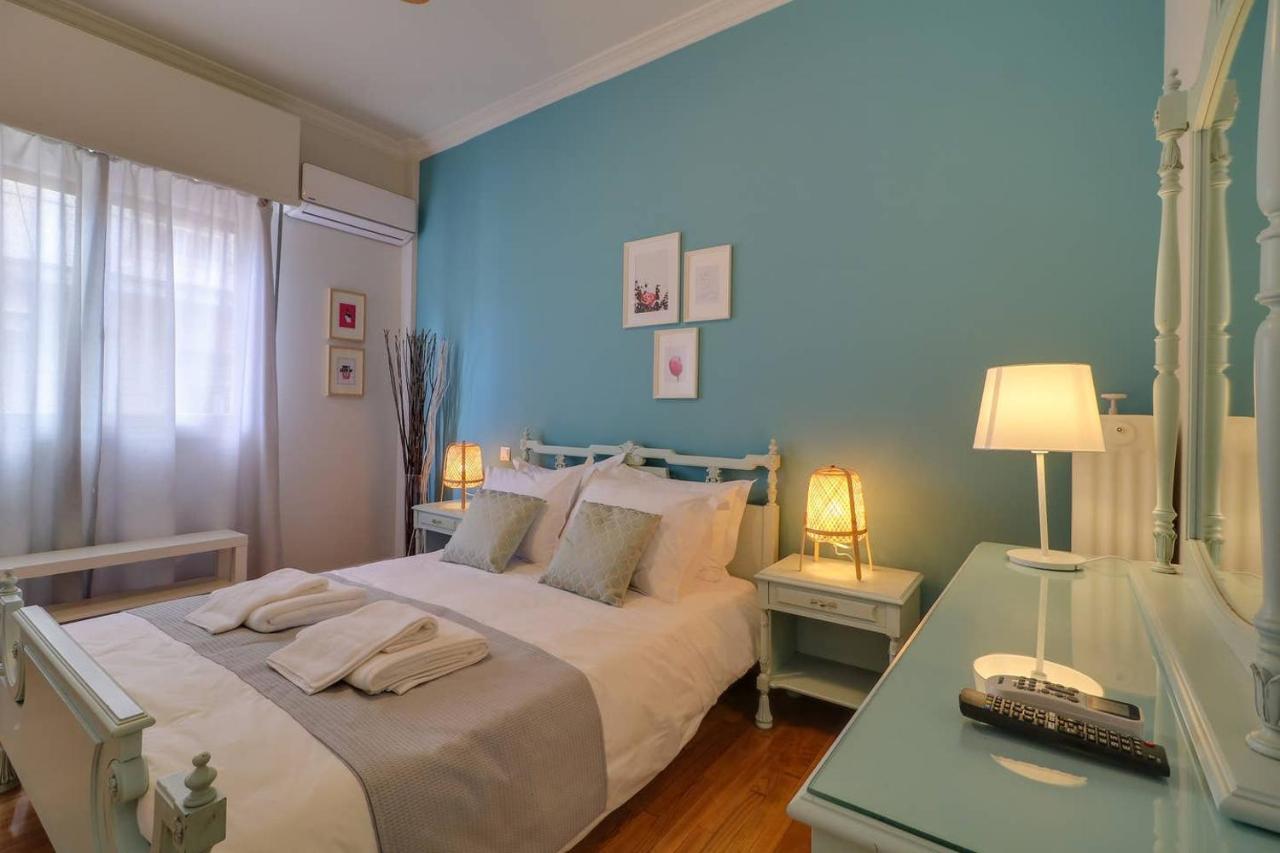 אתונה Victoria 5Star / 5Br Bigapt / Sauna / 2Min To Metro מראה חיצוני תמונה