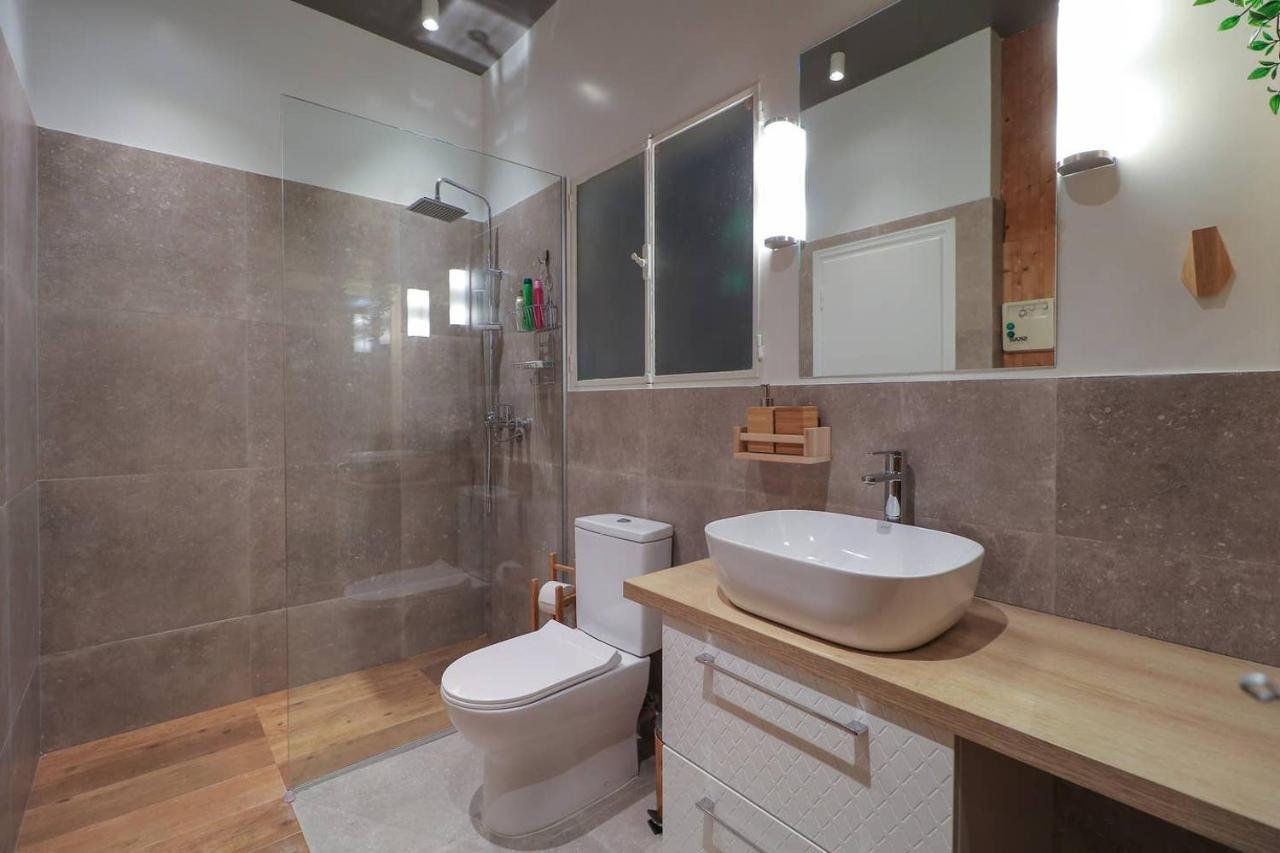 אתונה Victoria 5Star / 5Br Bigapt / Sauna / 2Min To Metro מראה חיצוני תמונה