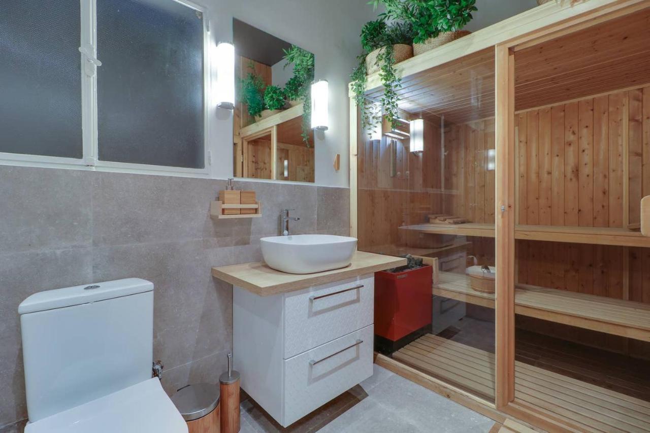 אתונה Victoria 5Star / 5Br Bigapt / Sauna / 2Min To Metro מראה חיצוני תמונה